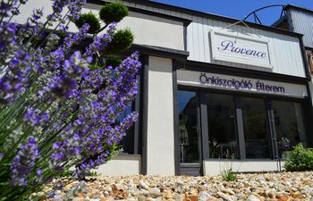 Provence Önkiszolgáló Étterem - Székesfehérvár