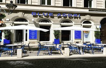 Blue Agori - Greek Street Food Bar Bazilika - Budapest